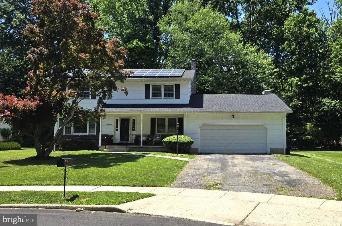17 Tall Tree Ct, Ewing, NJ 08618 - #1