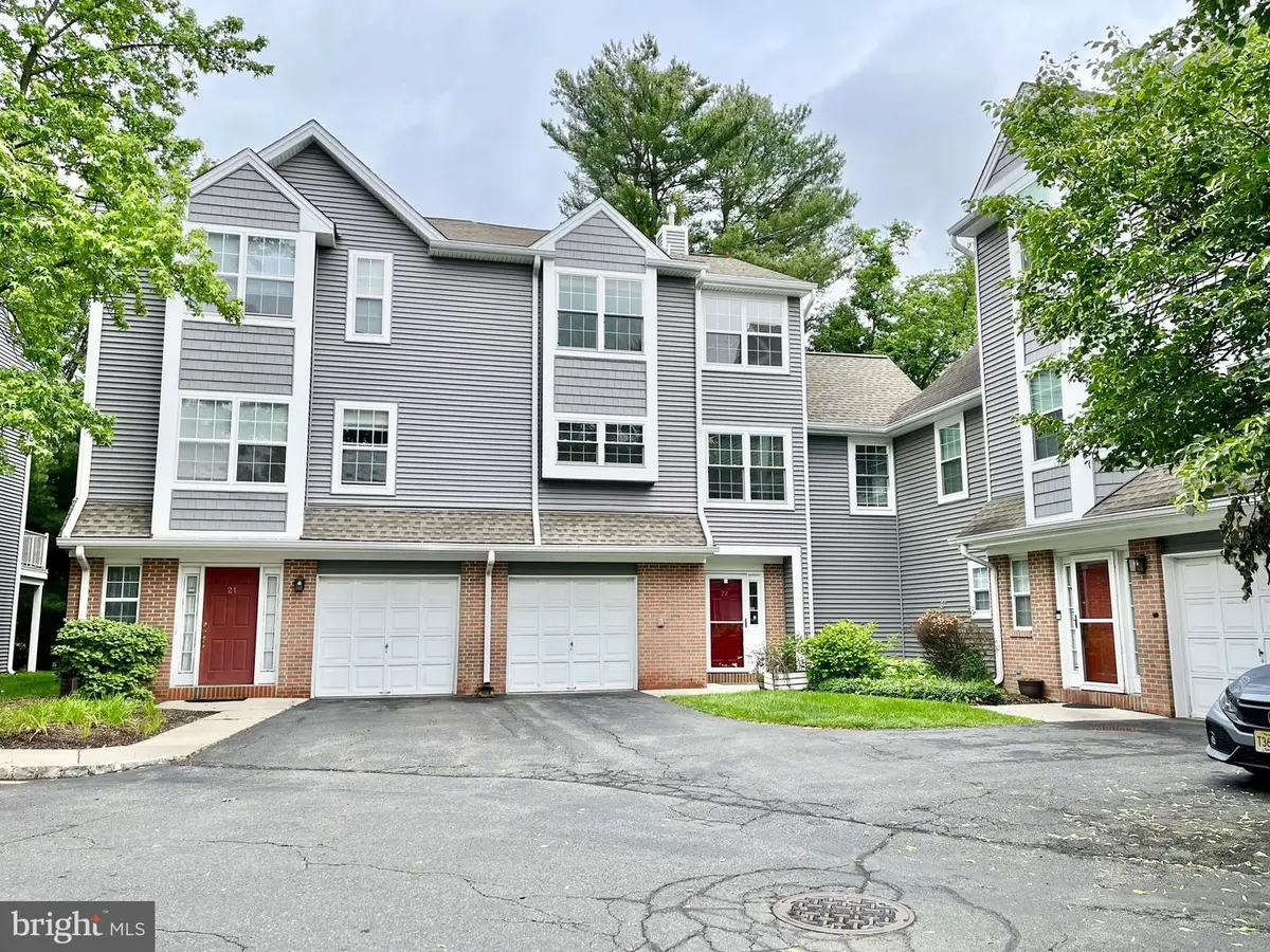 22 Halstead Pl, Princeton, NJ 08540 - #1
