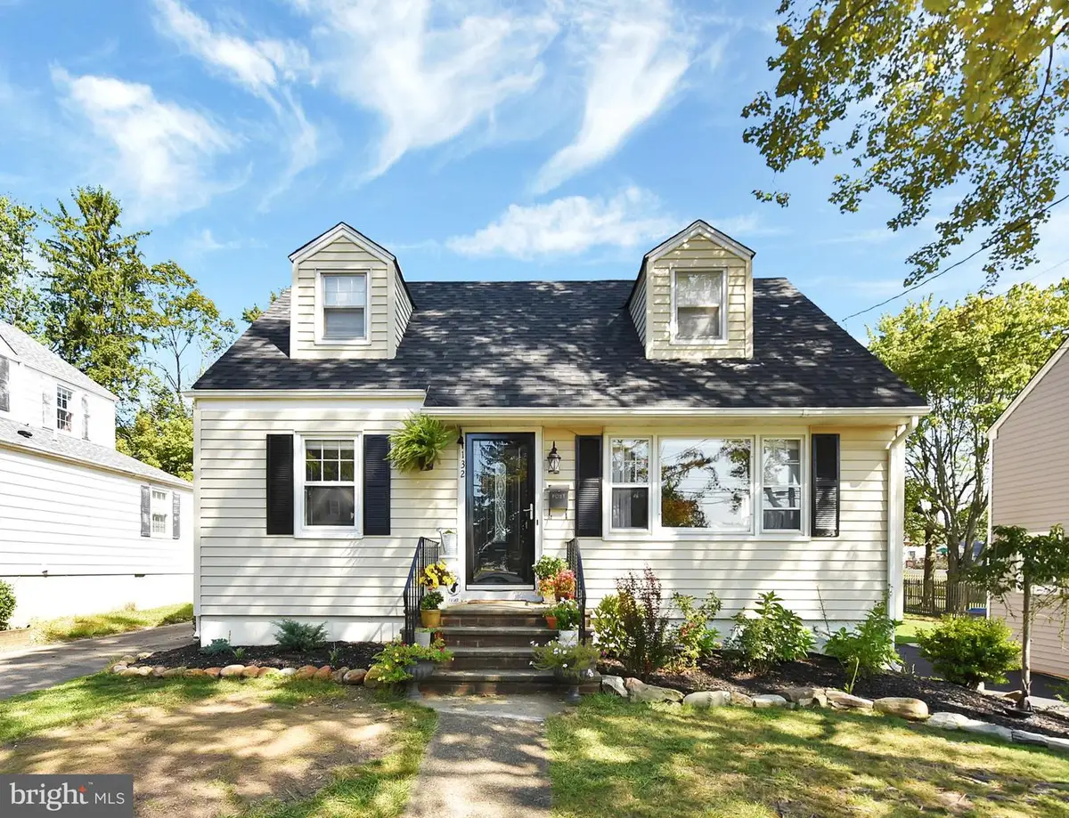 132 Roxboro Rd, Trenton, NJ 08648 - #1