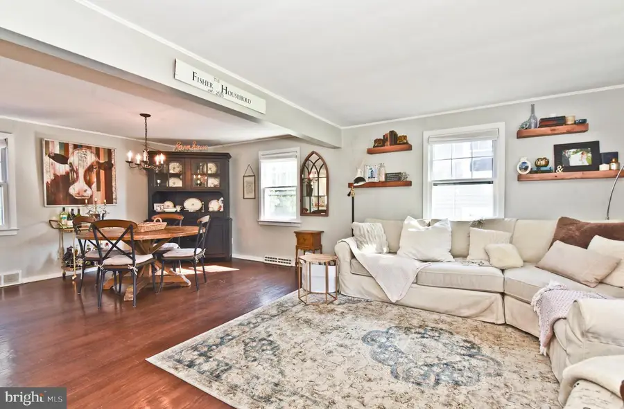 132 Roxboro Rd, Trenton, NJ 08648 - #3