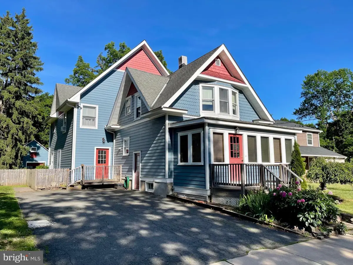 407 Reading St, Pennington, NJ 08534 - #1