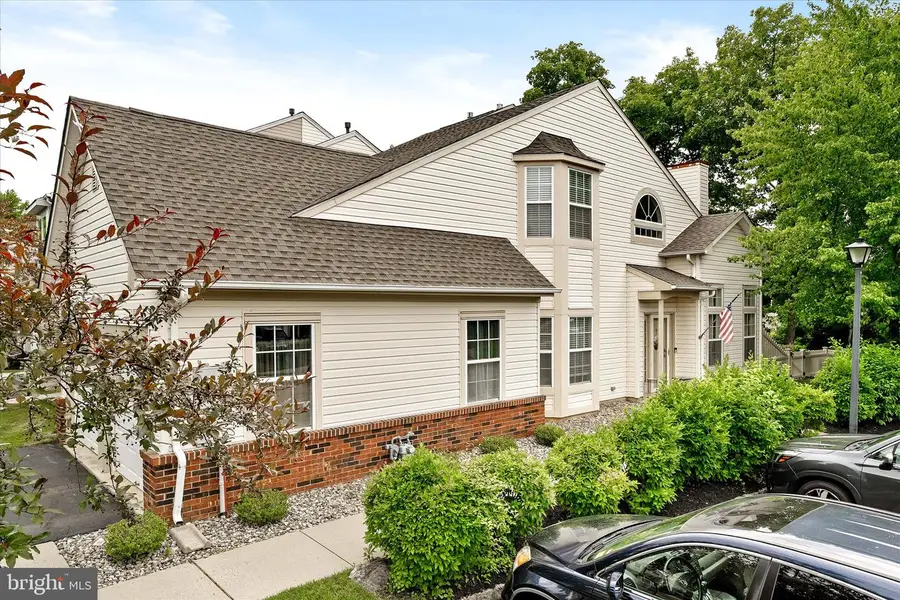 15 Dunston Ln, Robbinsville, NJ 08691 - #2