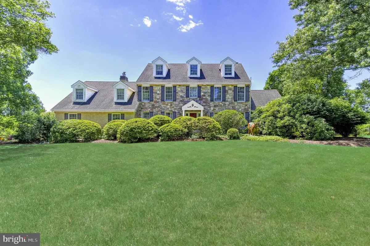 24 Meadow Ln, Pennington, NJ 08534 - #1