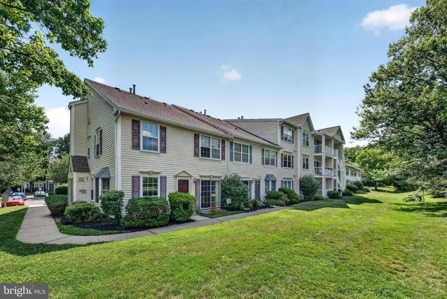 41 Lehavre Ct, Hamilton, NJ 08619 - #2