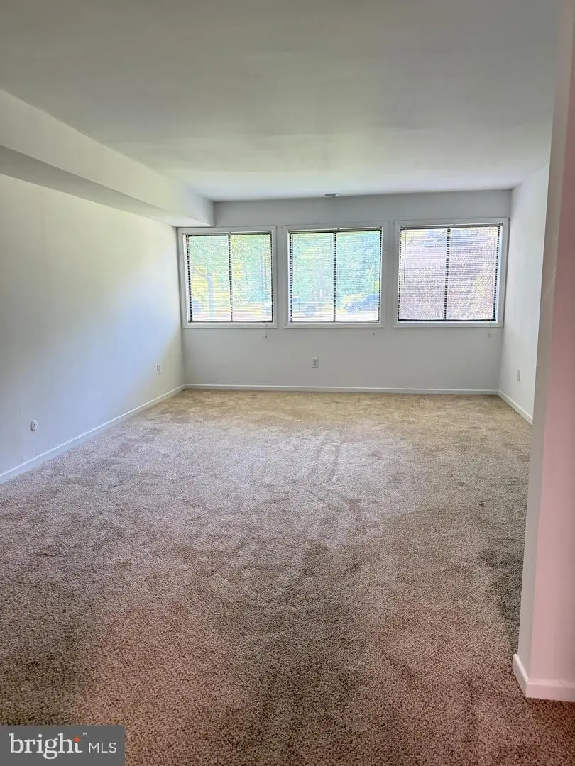 A-19 Avon Dr, Hightstown, NJ 08520 - #2