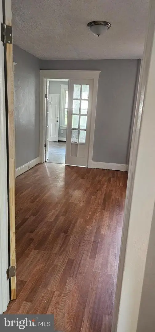43 Laurel Ave, Trenton, NJ 08618 - #2