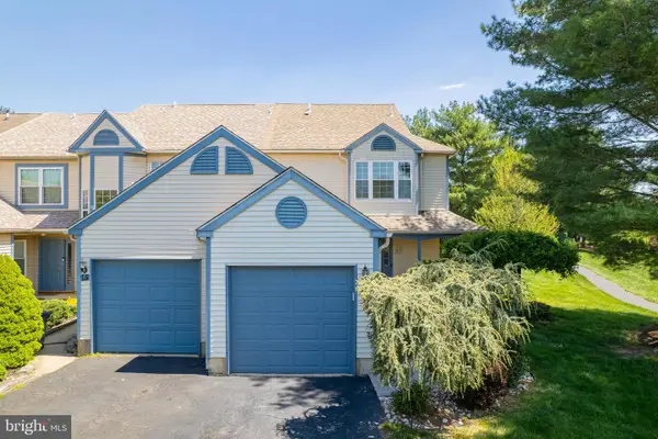 17 Fern Ct, HAMILTON, NJ 08690