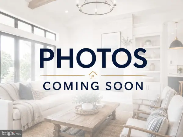 10 Secretario Way, HAMILTON, NJ 08690