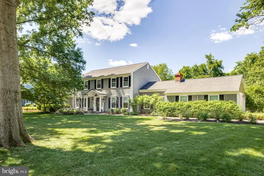 15 Corral Dr, Hamilton, NJ 08620 - #2