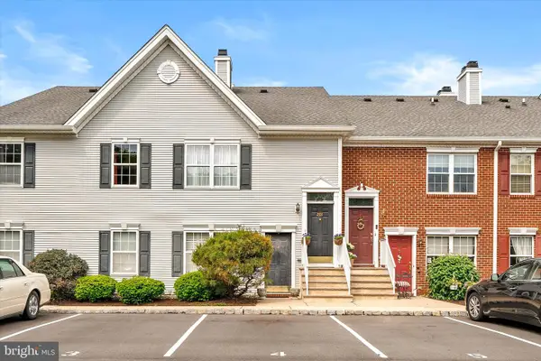 201 Moore Ct, PENNINGTON, NJ 08534