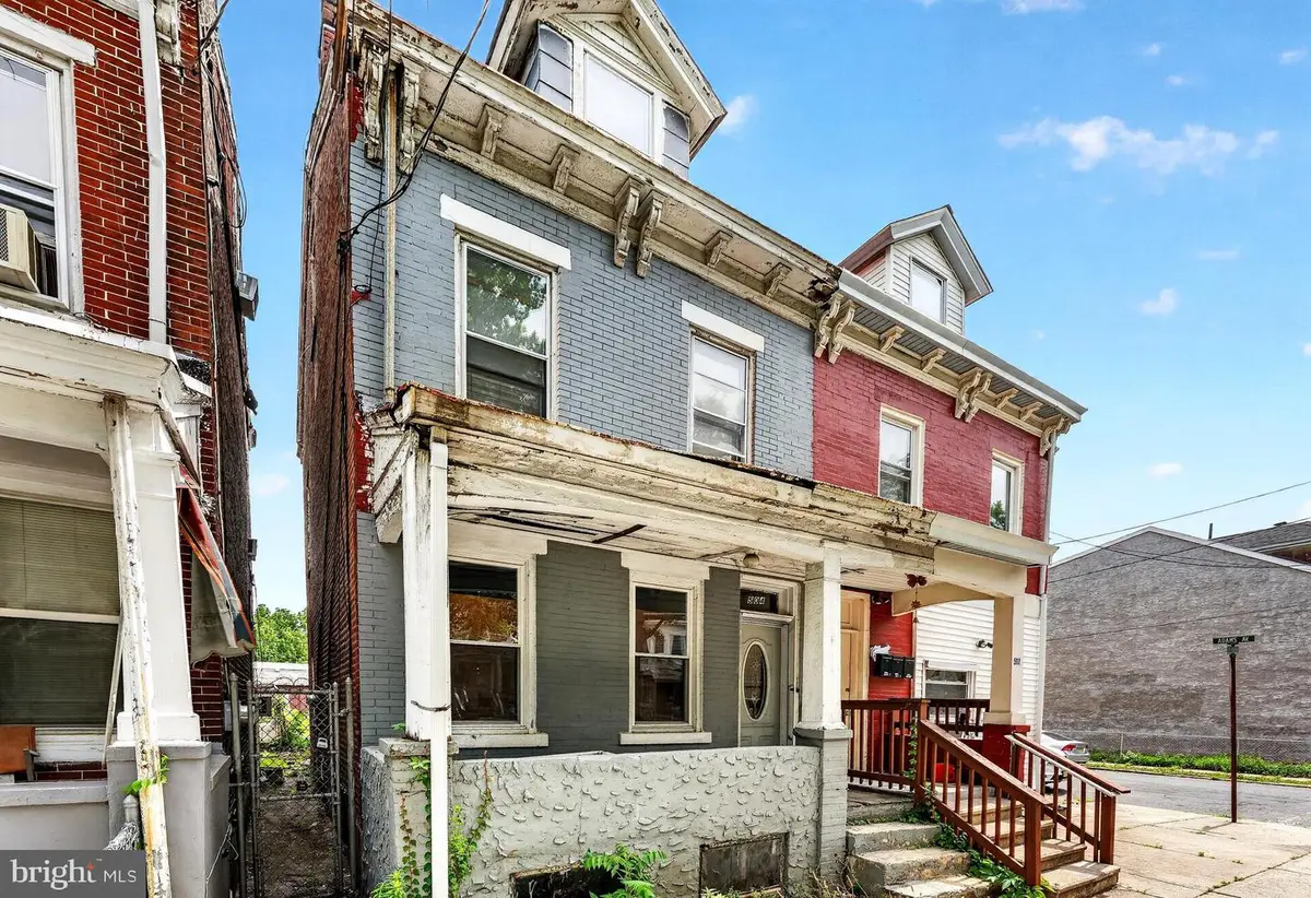 504 Stuyvesant Ave, Trenton, NJ 08618 - #1