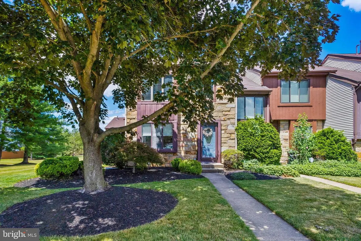 24 Kelly Ct, Hamilton, NJ 08690 - #1