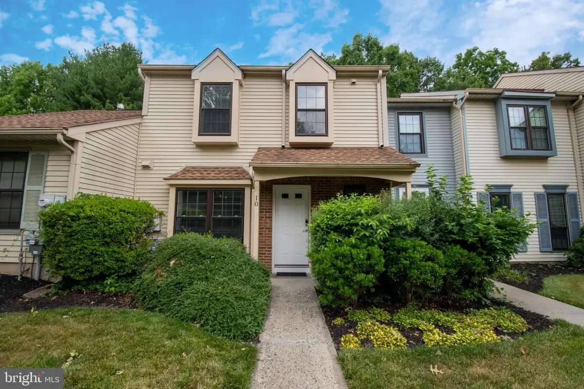 10 Devon Ct, Robbinsville, NJ 08691 - #1