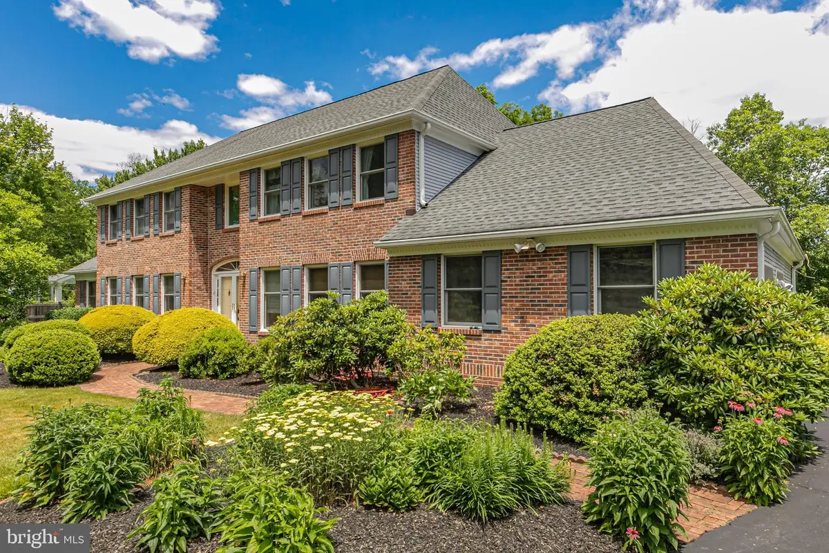 4 Indian Run, Lawrence, NJ 08648 - #1