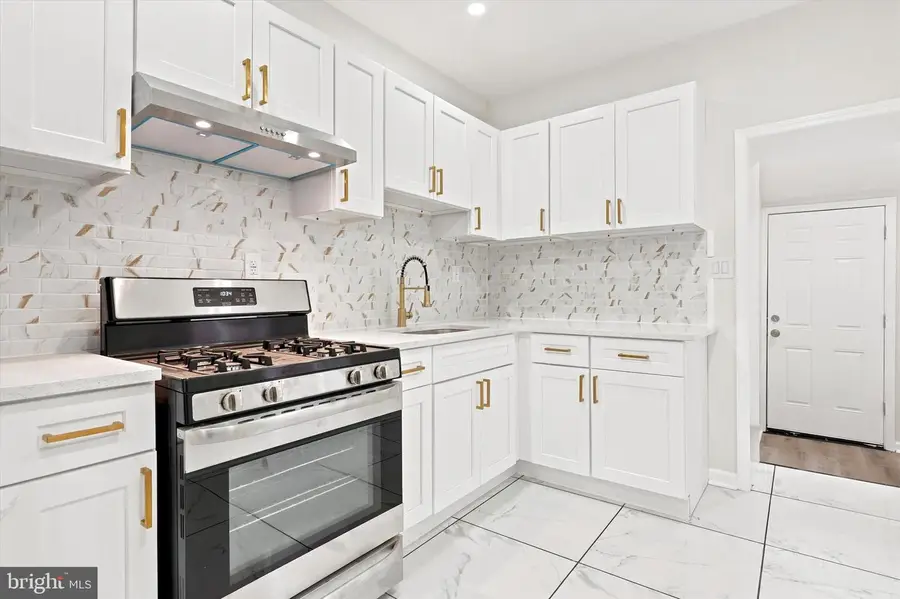 781 E State St, Trenton, NJ 08609 - #3