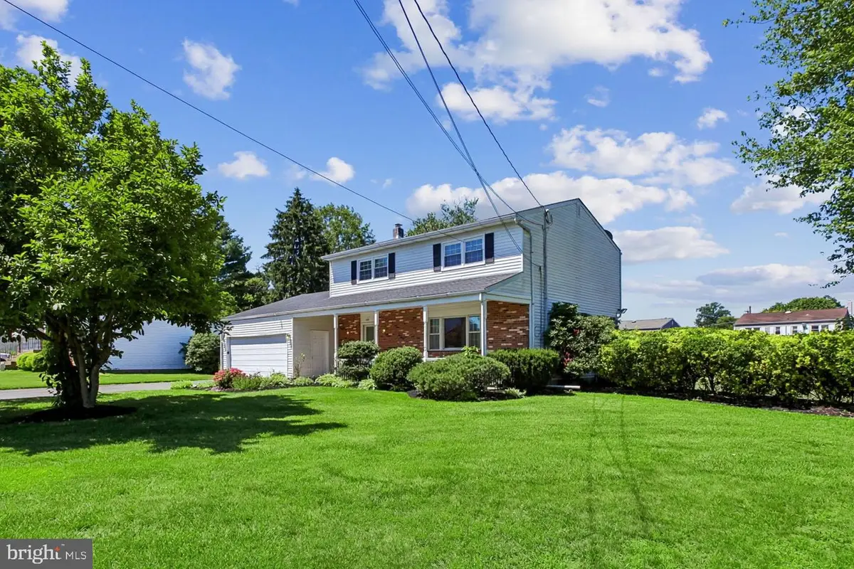 56 Whitehall Rd, Hamilton, NJ 08690 - #1