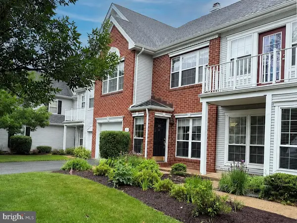 305 Amberleigh Dr, PENNINGTON, NJ 08534