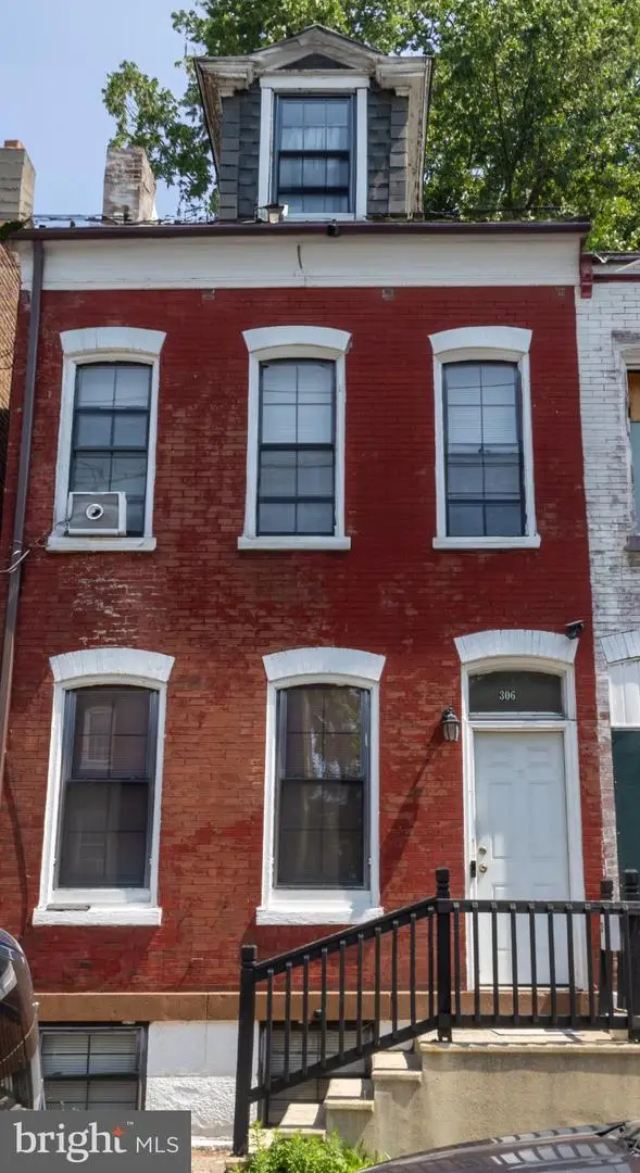 Address Withheld By Seller, TRENTON, NJ 08618