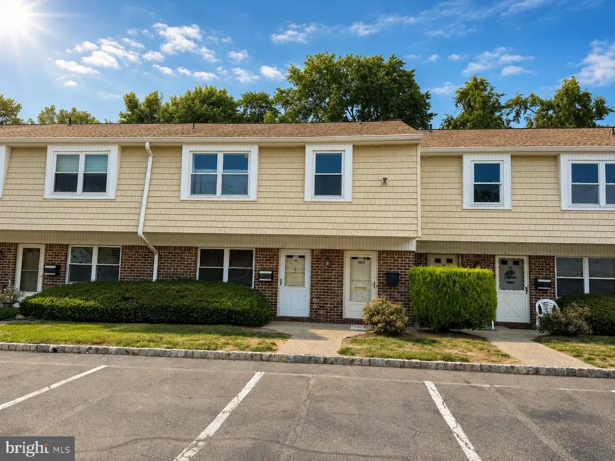 1405 Silver Ct, Hamilton, NJ 08690 - #1