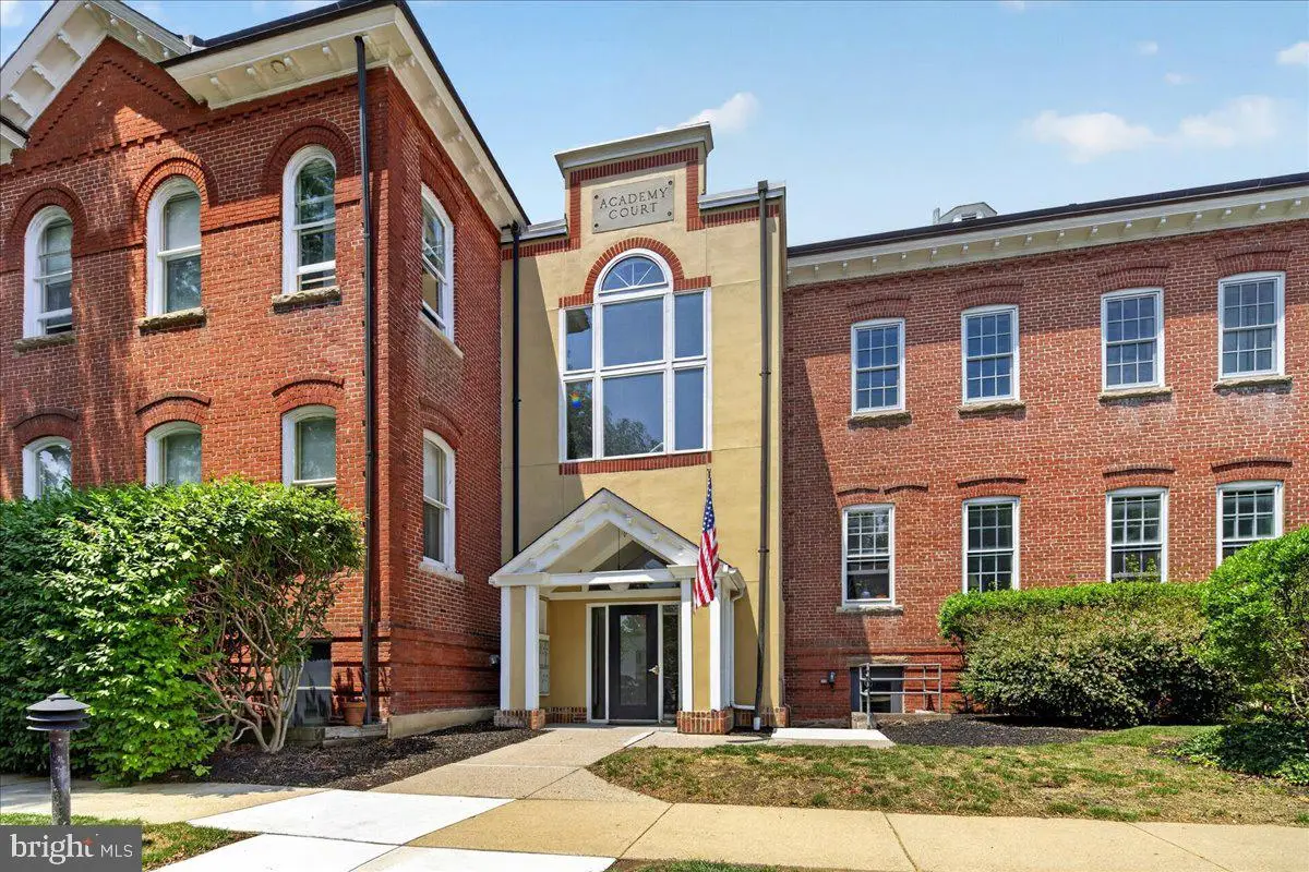 1 Academy Ct, Pennington, NJ 08534 - #1