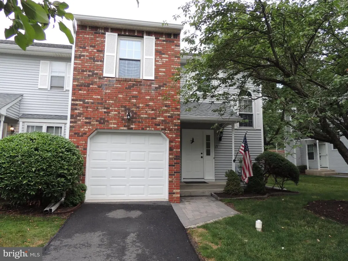 13 Heritage Ct, Ewing, NJ 08628 - #1