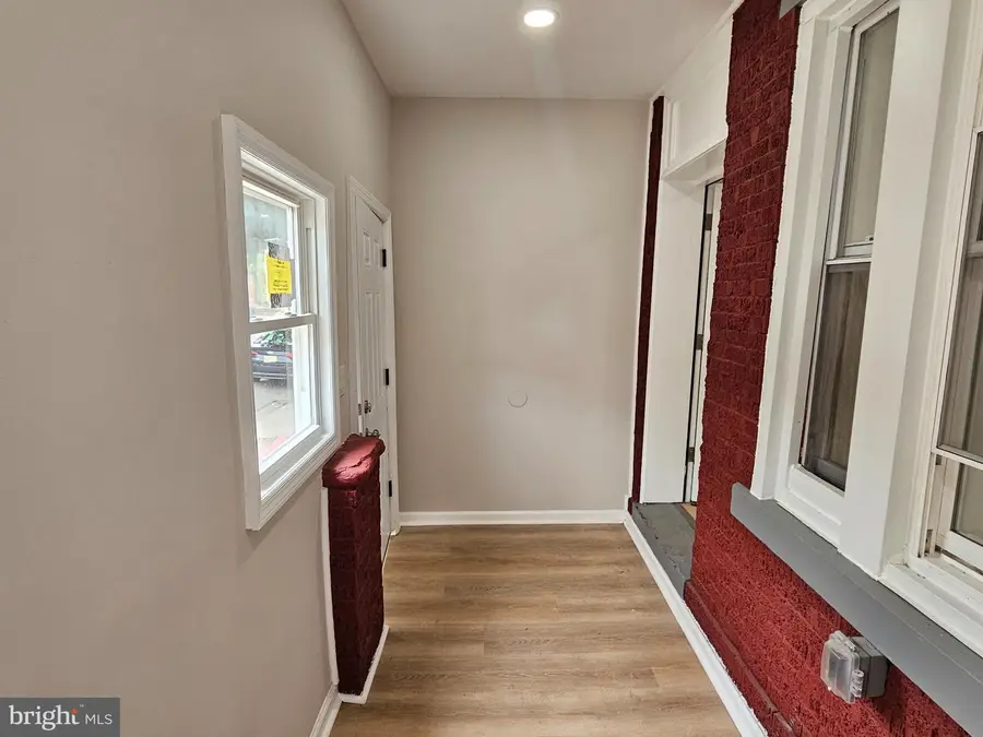 457 W Hanover St, Trenton, NJ 08618 - #2