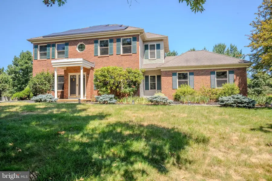 32 W Kincaid Dr, West Windsor, NJ 08550 - #2