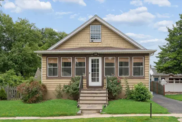 91 Mcadoo Ave, HAMILTON, NJ 08619