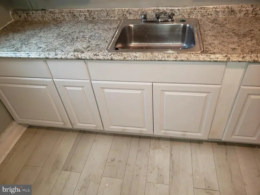 618 Stuyvesant Ave, Trenton, NJ 08618 - #3