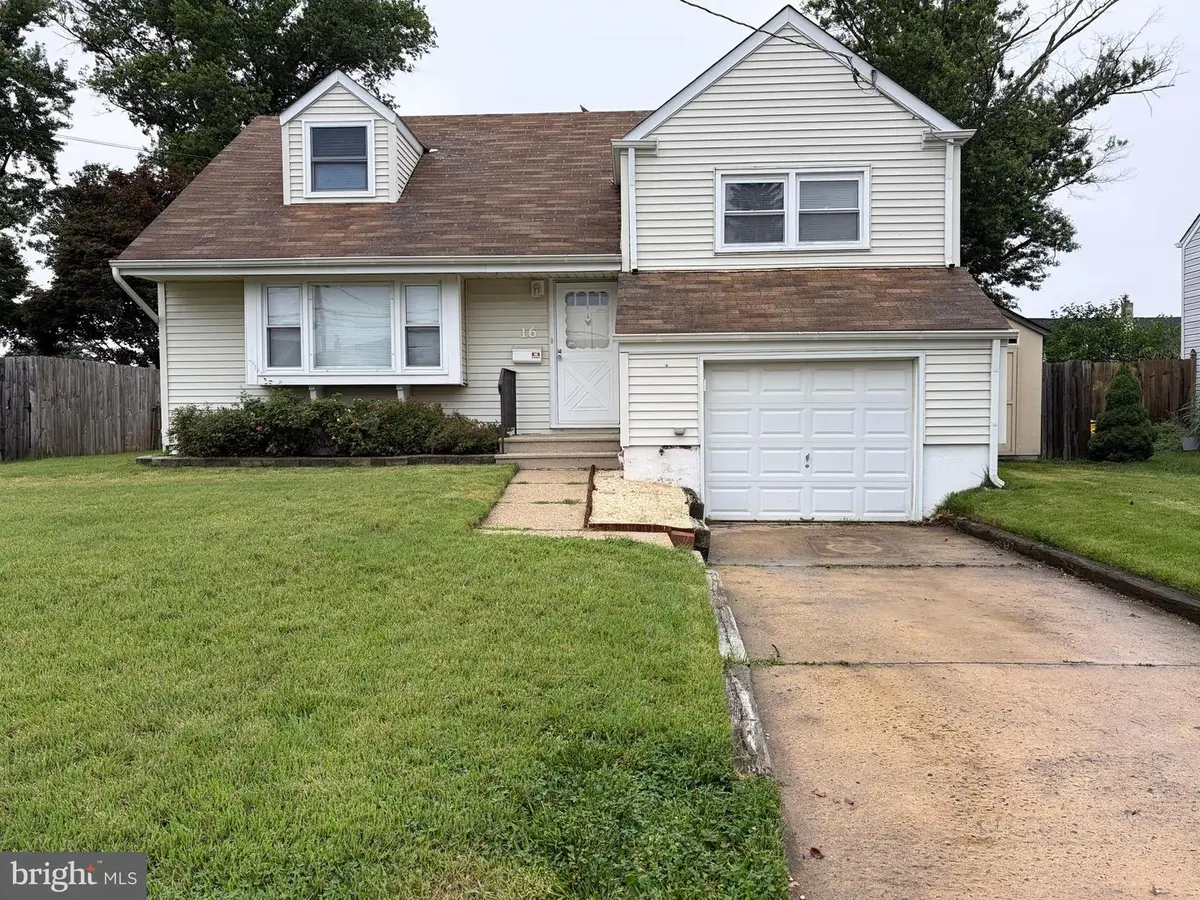 16 Wickom Ave, Hamilton, NJ 08690 - #1