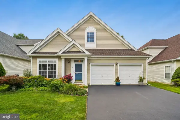 40 Rainflower Ln, WEST WINDSOR, NJ 08550