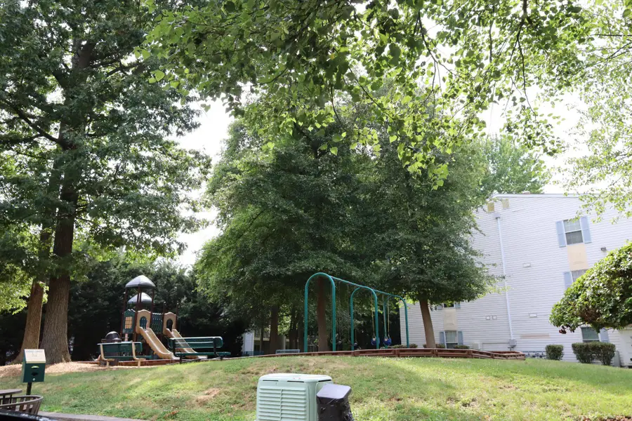 17 Holly Ct, Hamilton, NJ 08619 - #3