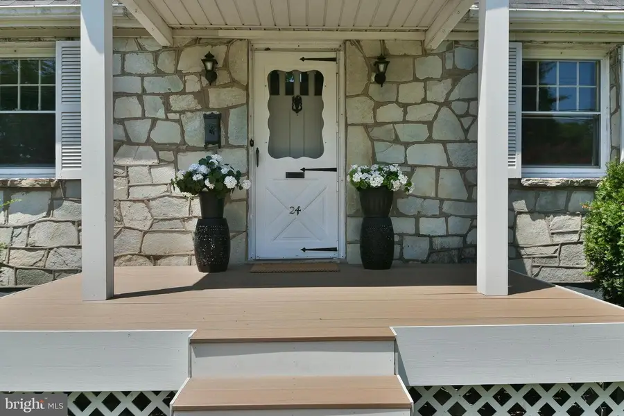 24 Railroad Ave, Ewing, NJ 08628 - #3