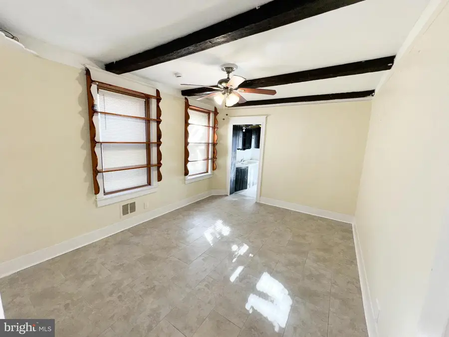 433 Genesee St, Trenton, NJ 08611 - #3