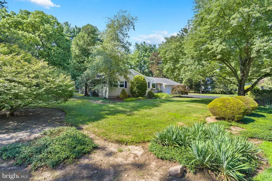 9 Canoe Brook Dr, Princeton Junction, NJ 08550 - #2
