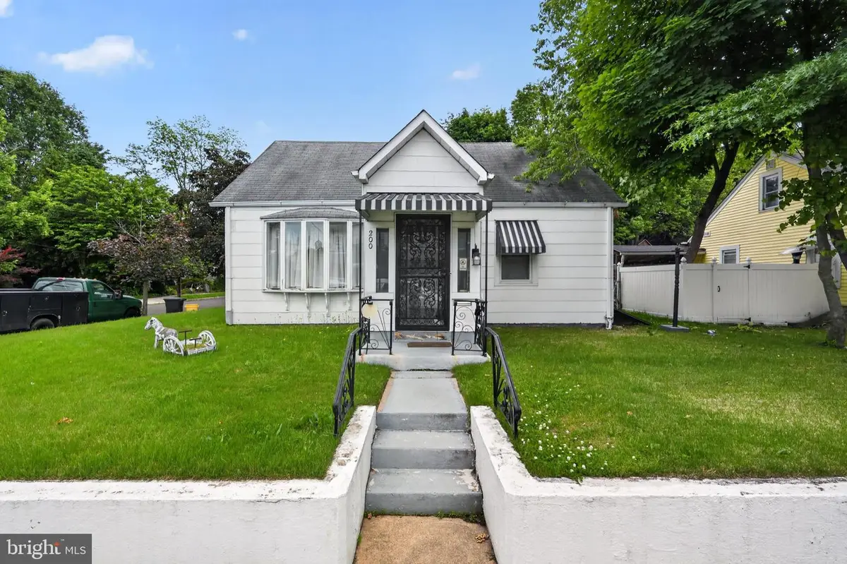 200 Elizabeth Ave, Hamilton, NJ 08610 - #1