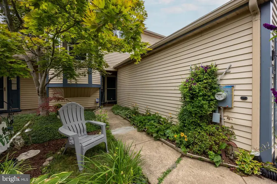 15 Willow Bend Dr, Hamilton, NJ 08690 - #2