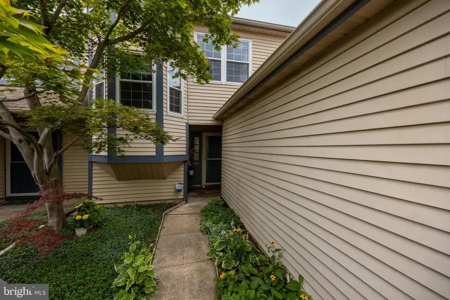 15 Willow Bend Dr, Hamilton, NJ 08690 - #3