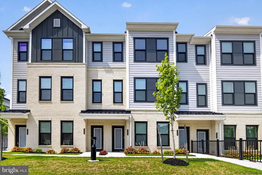 1103 Greenwich Dr, Princeton Junction, NJ 08550 - #2