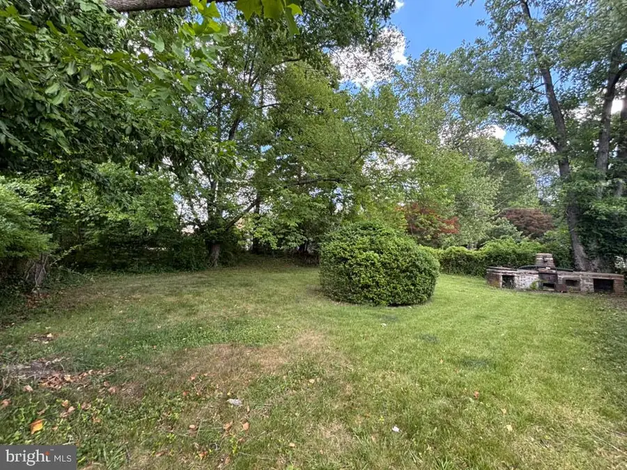 84 Theresa St, Trenton, NJ 08618 - #3