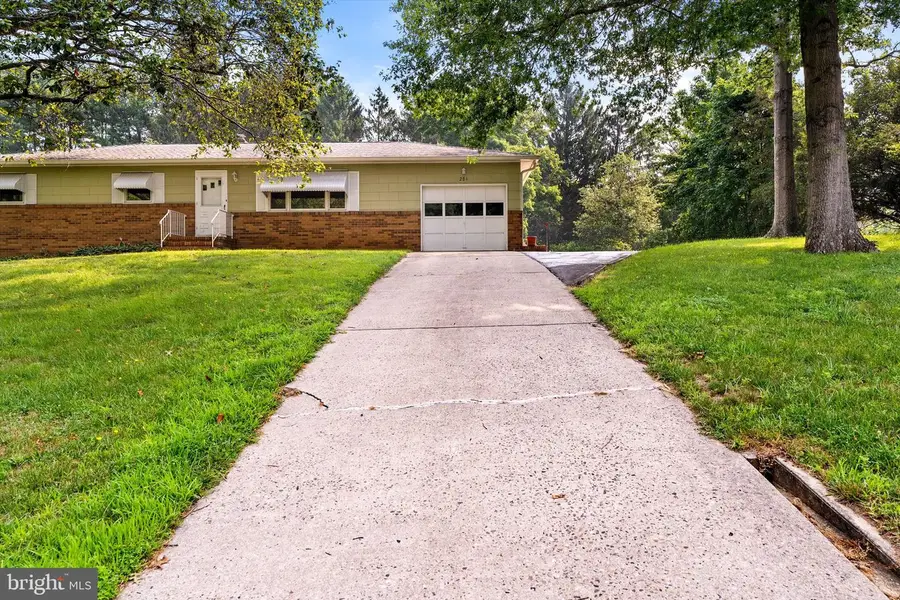 281 Windsor Rd, Hightstown, NJ 08520 - #3