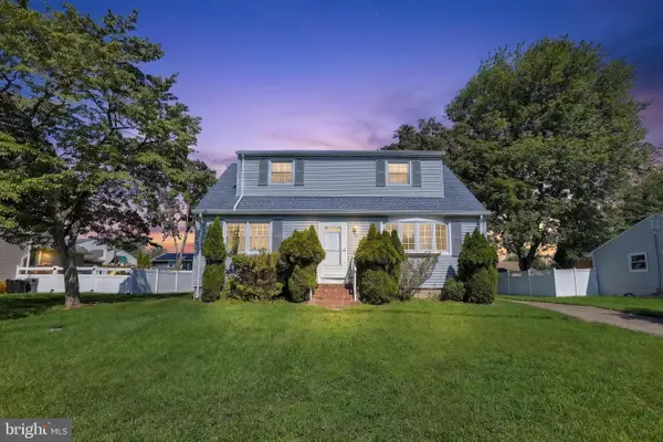 16 Running Brook, TRENTON, NJ 08638