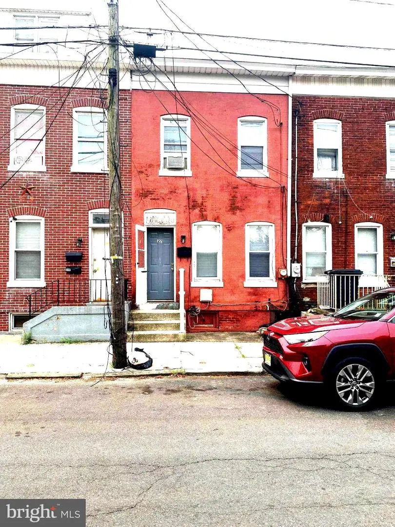 27 Swan St, Trenton, NJ 08611 - #2
