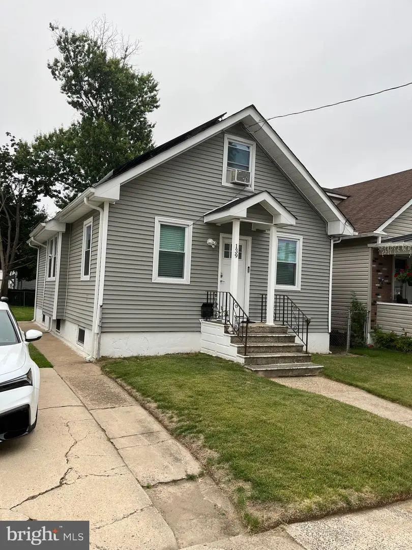 139 Andrew St, Hamilton, NJ 08610 - #1