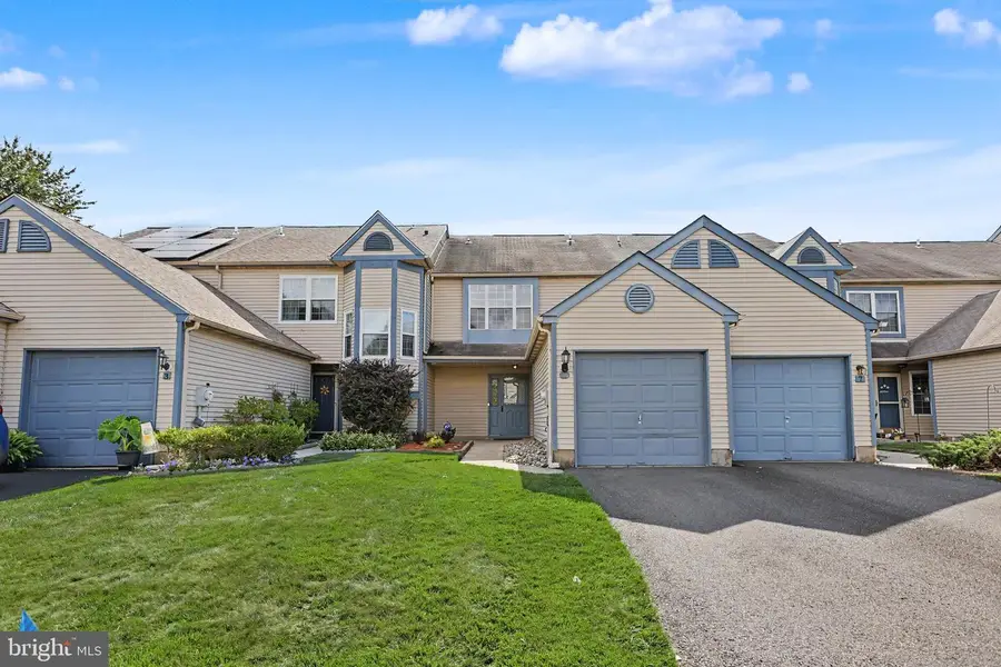 5 Goldenrod Ct, Hamilton, NJ 08690 - #2