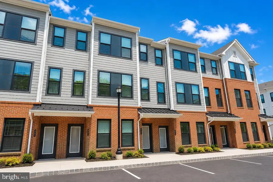 605 Parker Blvd, Princeton Junction, NJ 08550 - #2