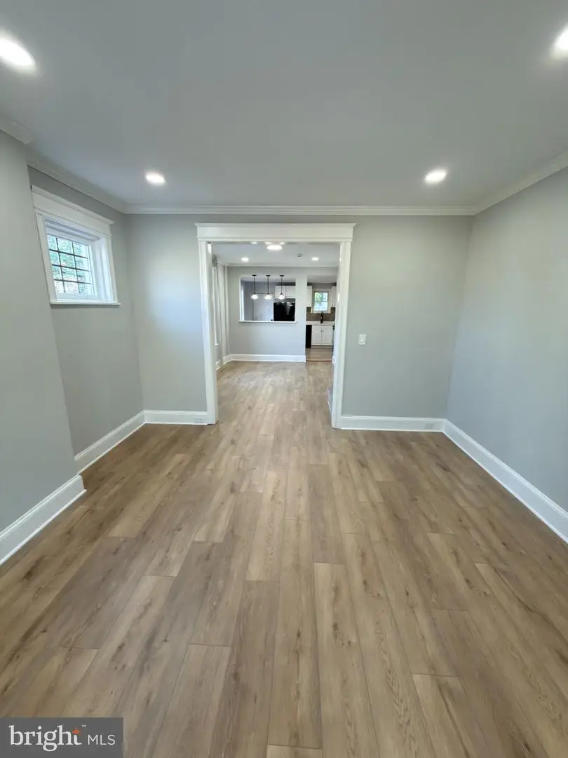 648 Edgewood Ave, Trenton, NJ 08618 - #1