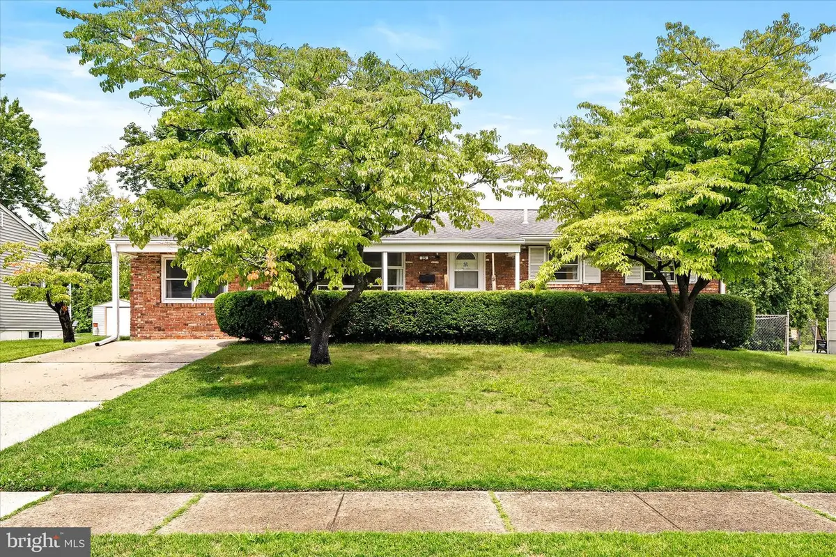 25 Black Pine Dr, Hamilton, NJ 08610 - #1