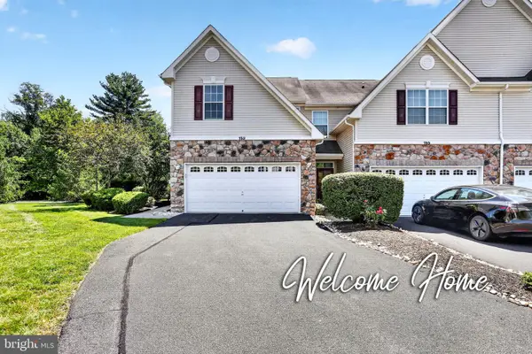 153 Valmore Ct, PENNINGTON, NJ 08534
