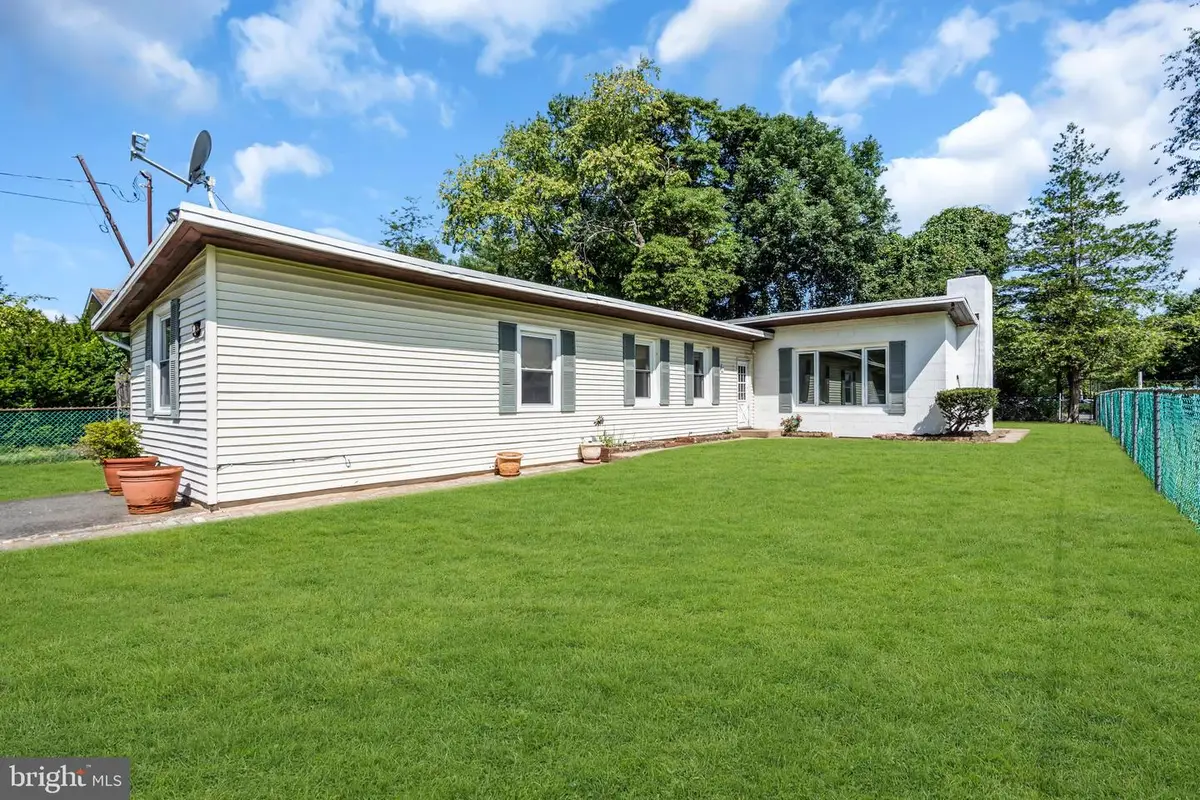 192 Clearview Ave, Hamilton, NJ 08619 - #1